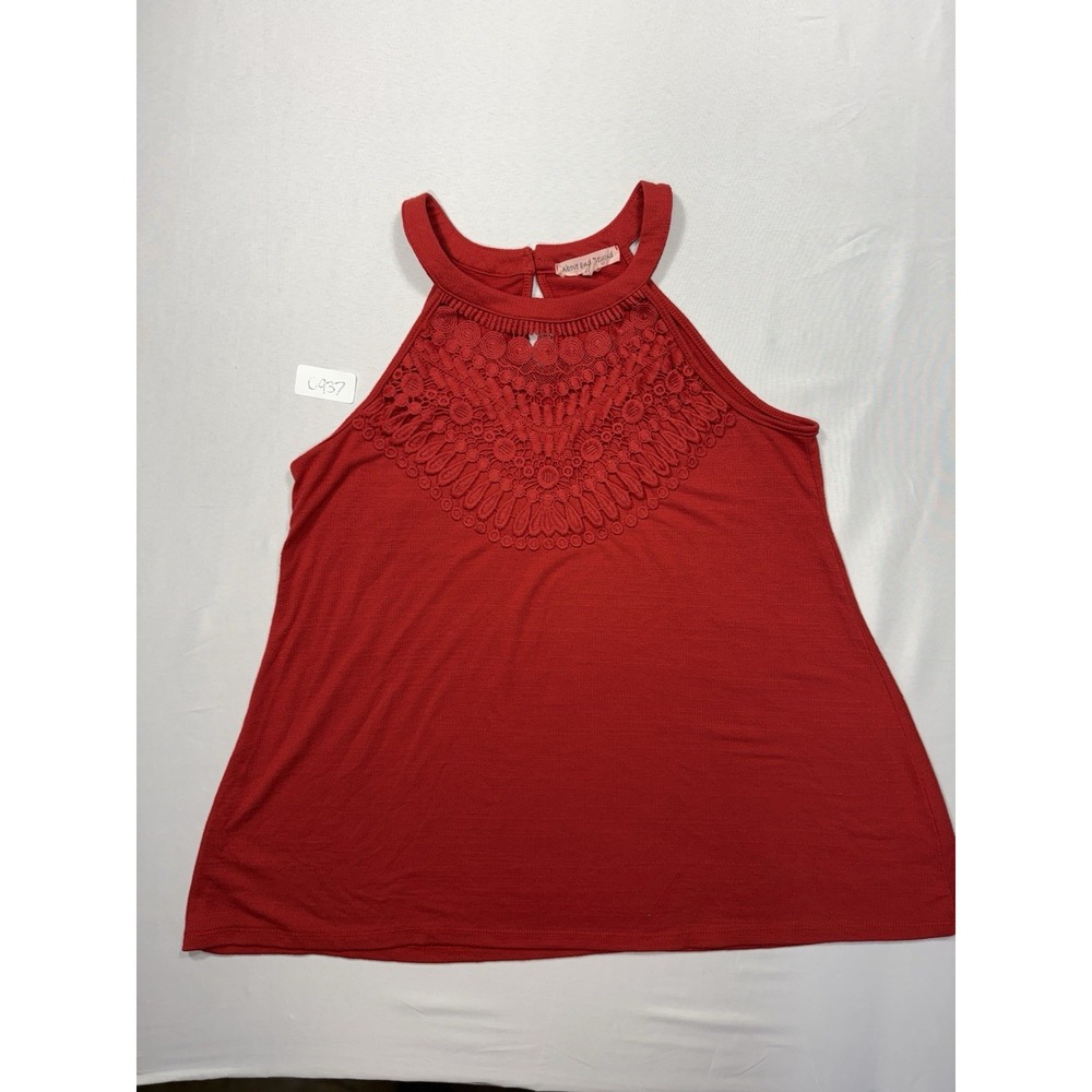 Above and‎ Beyond Women's Red Sleeveless Halter Crochet Stretch Knit Tank Top M